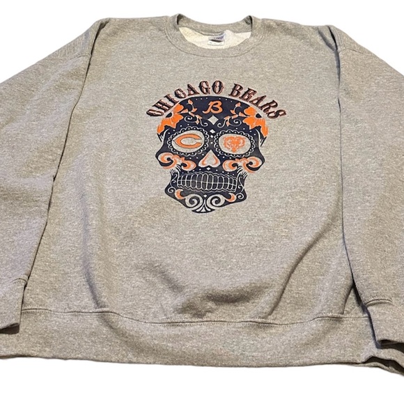 Chicago Bears Sugar Skull Gray Crewneck Sweatshirt Sz 2XL Very HTF - Picture 1 of 8